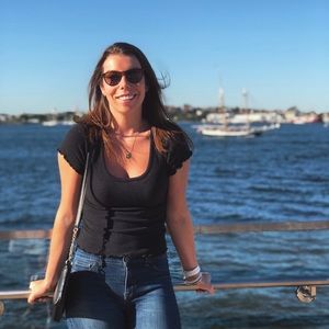 Meet your Posher, Samantha